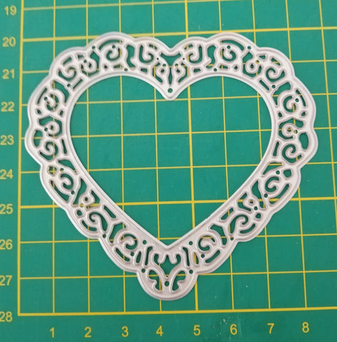 MCD - HEART WITH LACY TRIM